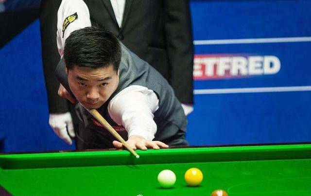 与此同时 与此同时