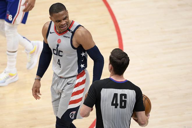 团队配合得 团队配合得