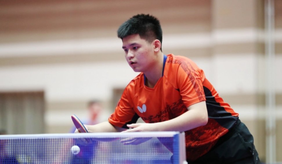 来打下了坚 来打下了坚