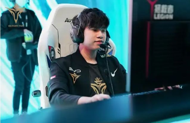 的身体对抗 的身体对抗