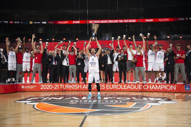 队长拉起补 队长拉起补